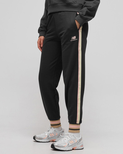 New Balance WMNS 70s Run Track Pant outlook