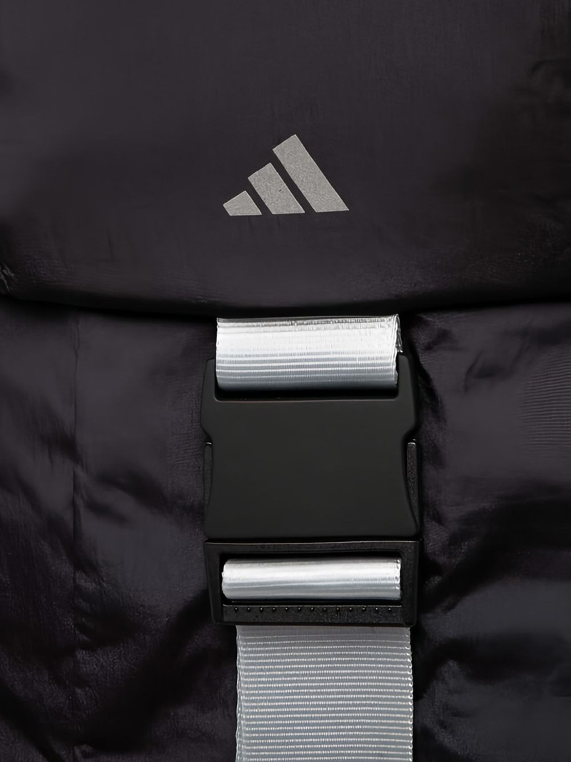 buckle fastening backpack 5
