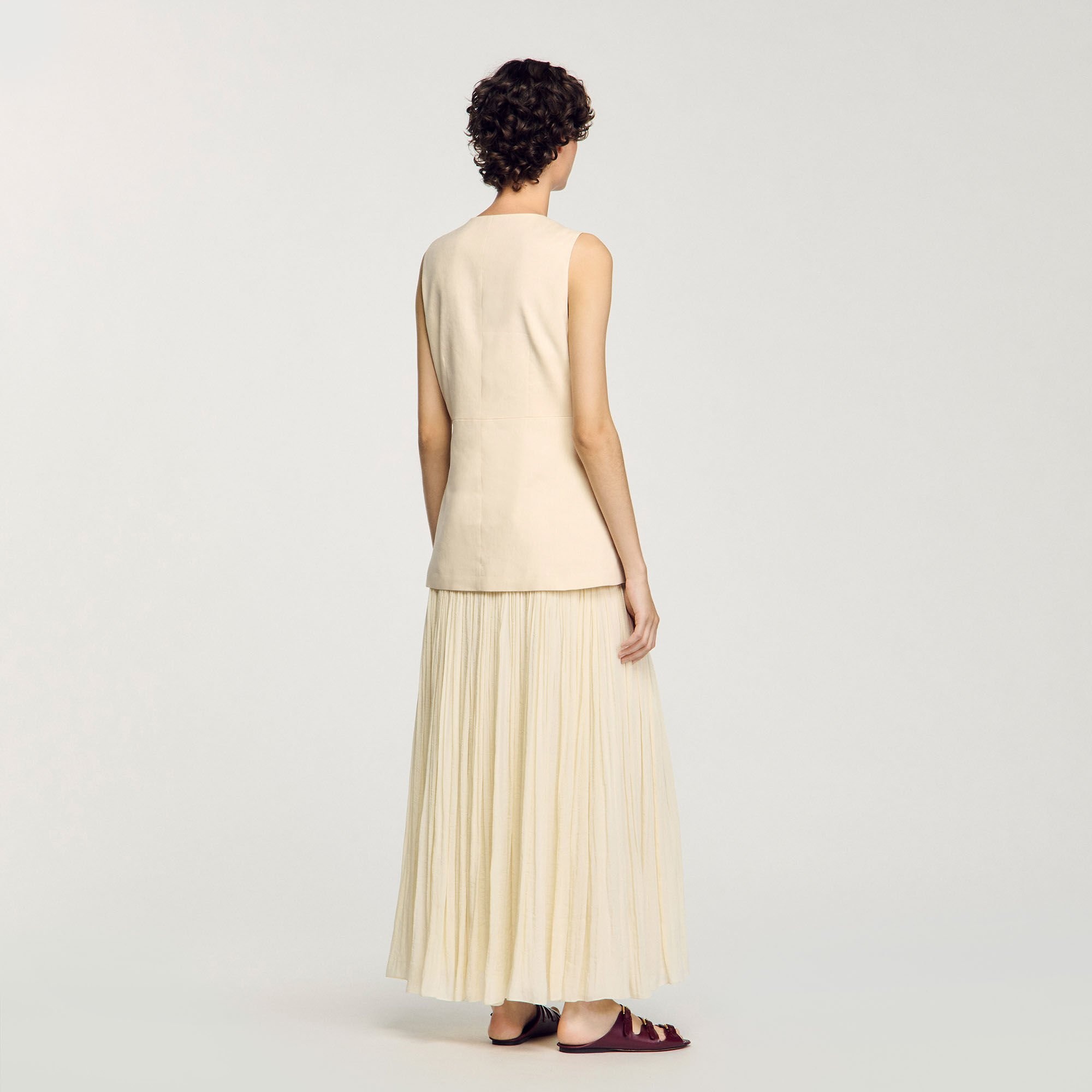 SLEEVELESS VEST - 5