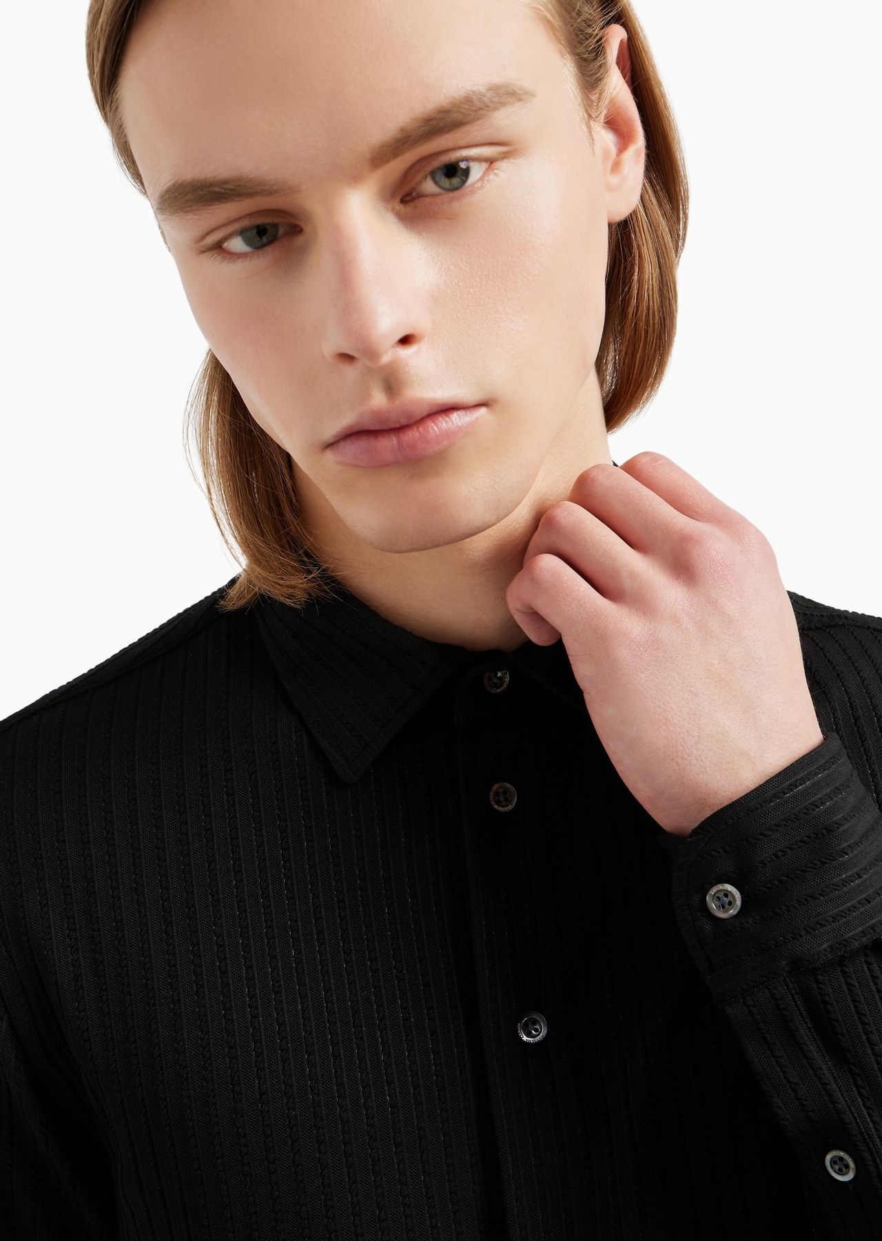 Classic-collar shirt in stretch fabric with an embossed motif - 6