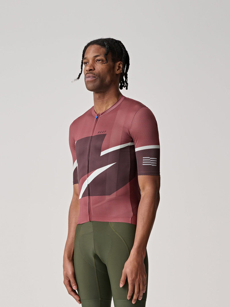 MAAP Evolve 3D Pro Air Jersey 2.0 outlook