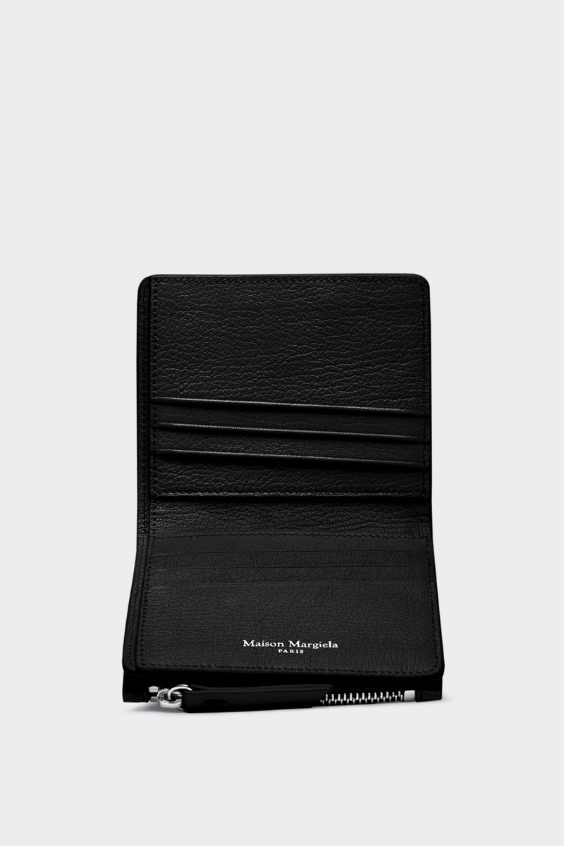 Four stitches wallet 2