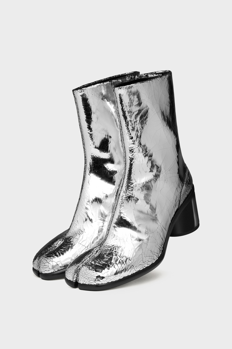 Maison Margiela Tabi broken mirror boots outlook