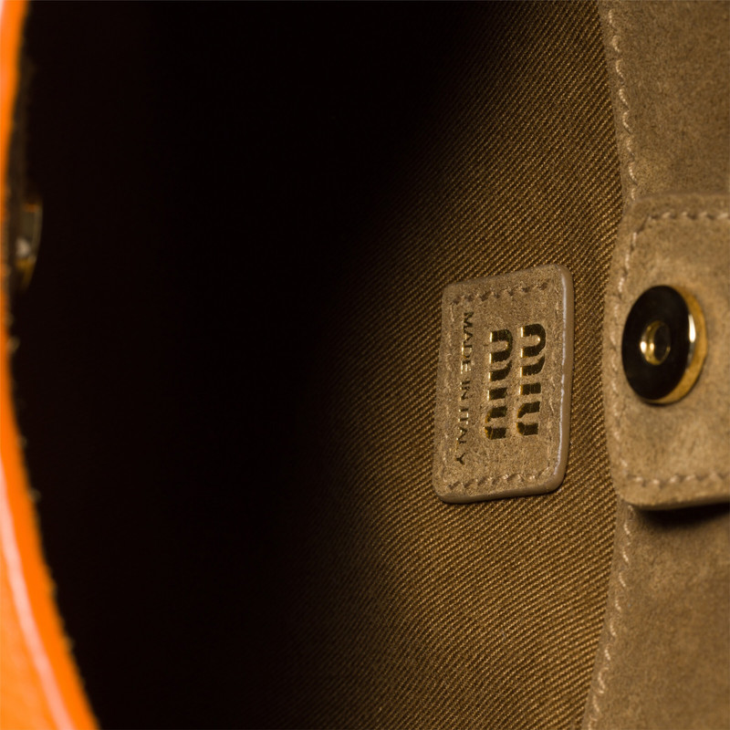 Leather bucket bag 4