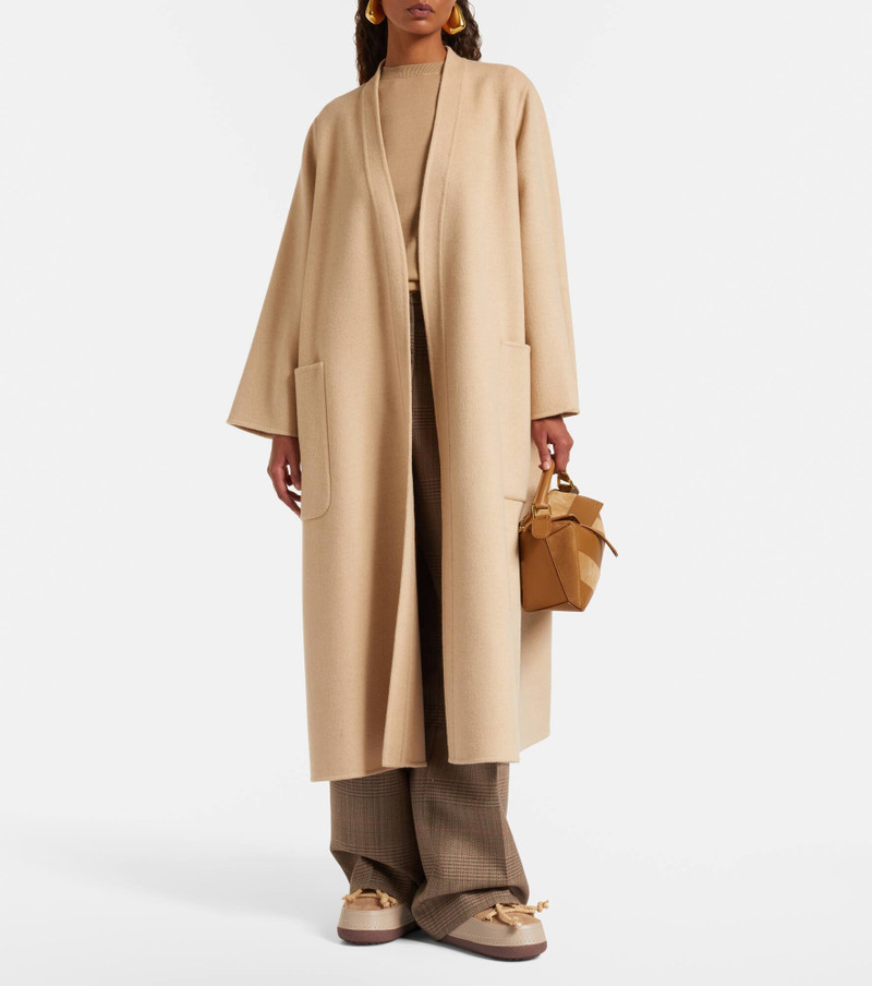 INUIKII Classic shearling-lined suede snow boots outlook