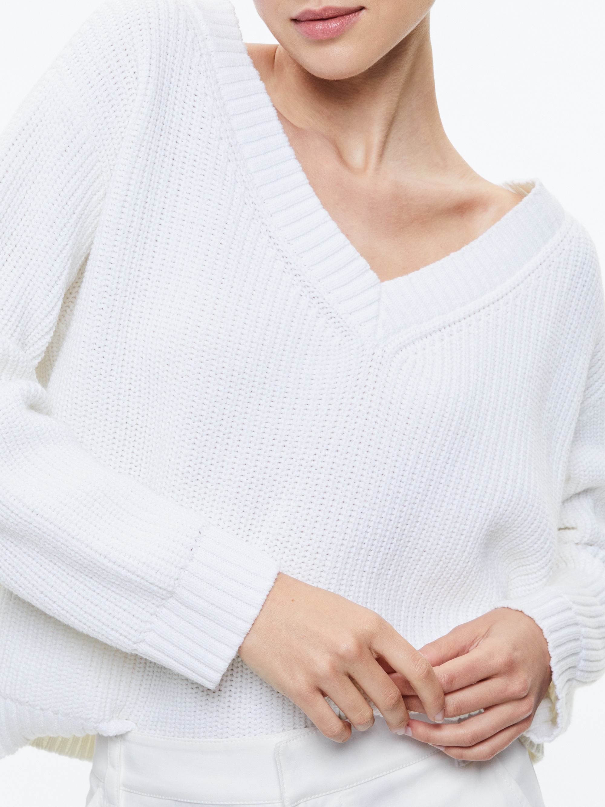 ALITA RELAXED V NECK PULLOVER - 5