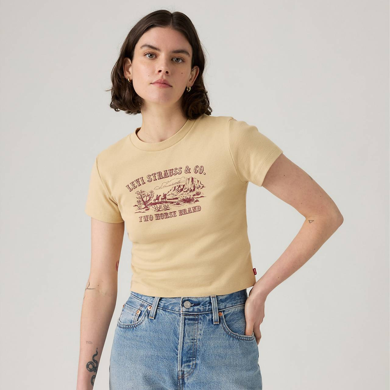 GRAPHIC ESSENTIAL SPORTY TEE - 3