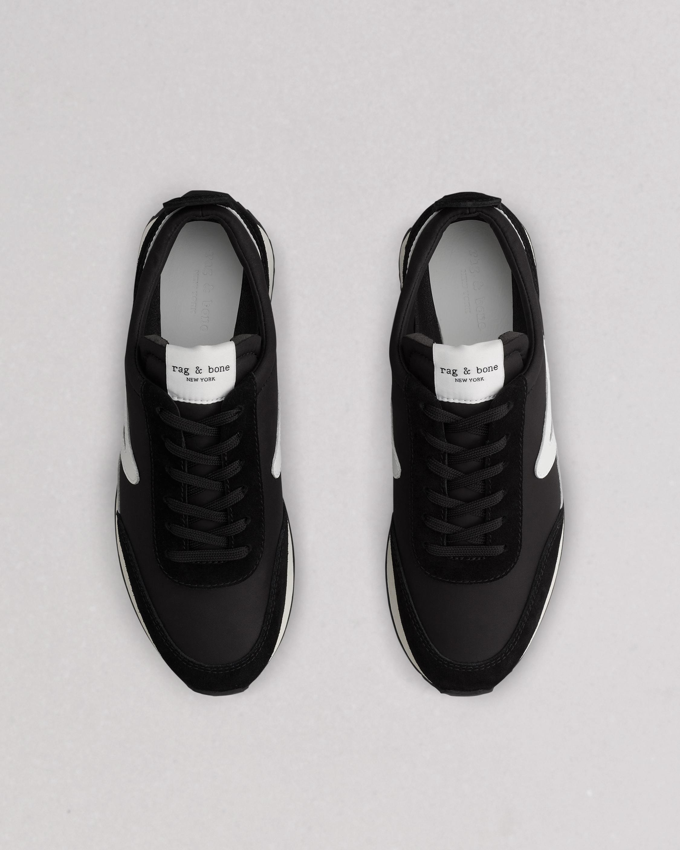 Retro Runner - Recycled Materials
Low Top Sneaker - 3