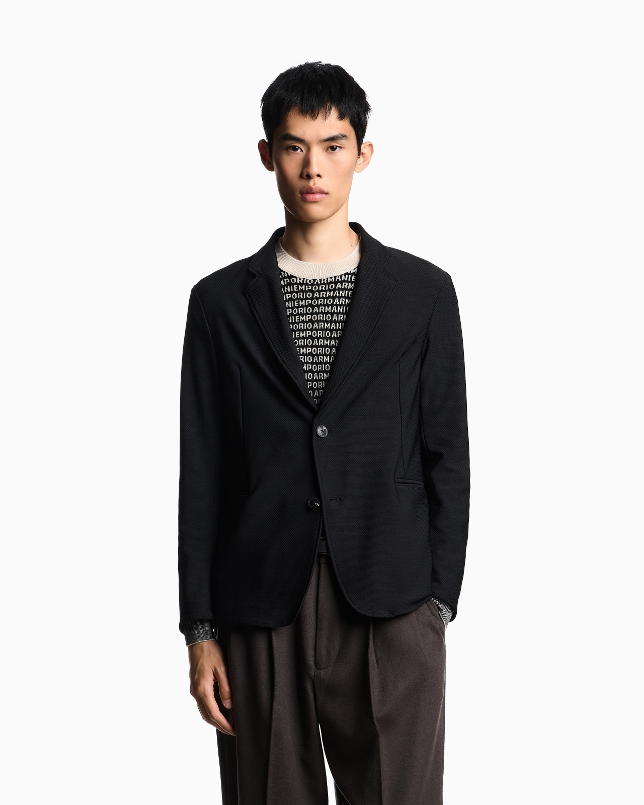 SINGLE-BREASTED JACKET IN TECHNICAL JERSEY WITH A 3D MICRO-TEXTURED EFFECT - 4