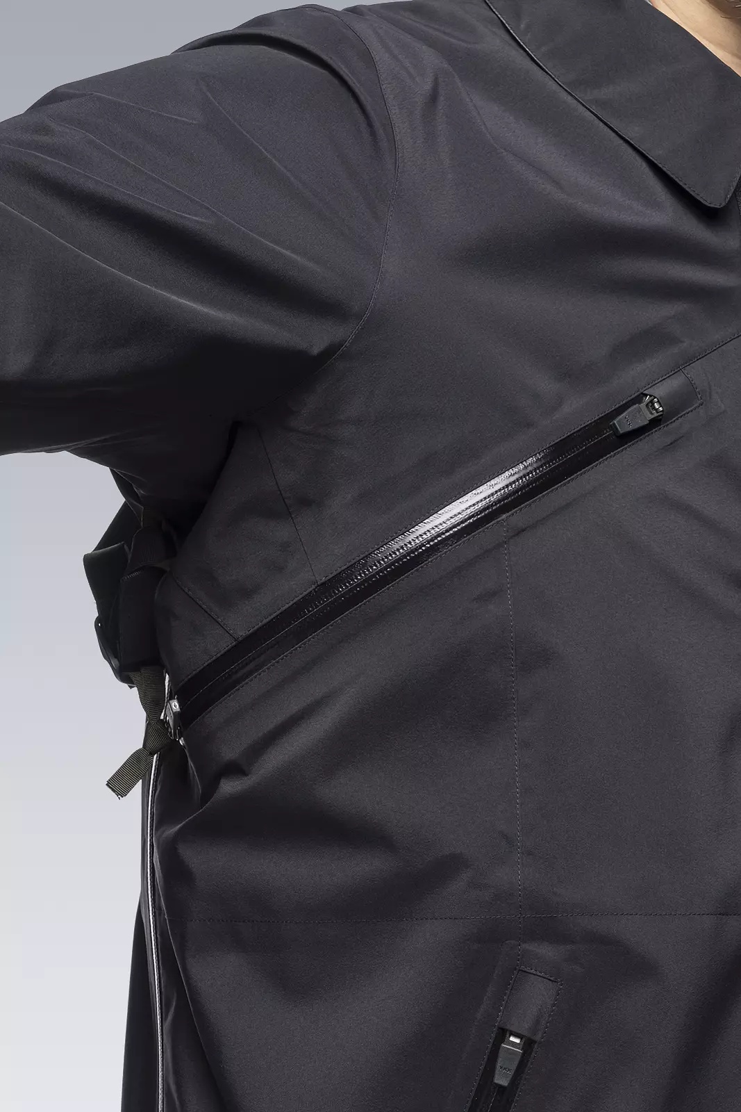 J1A-GTKR-BKS KR EX 3L Gore-Tex® Pro Interops Jacket Black with size 5 WR zippers in gloss black - 27