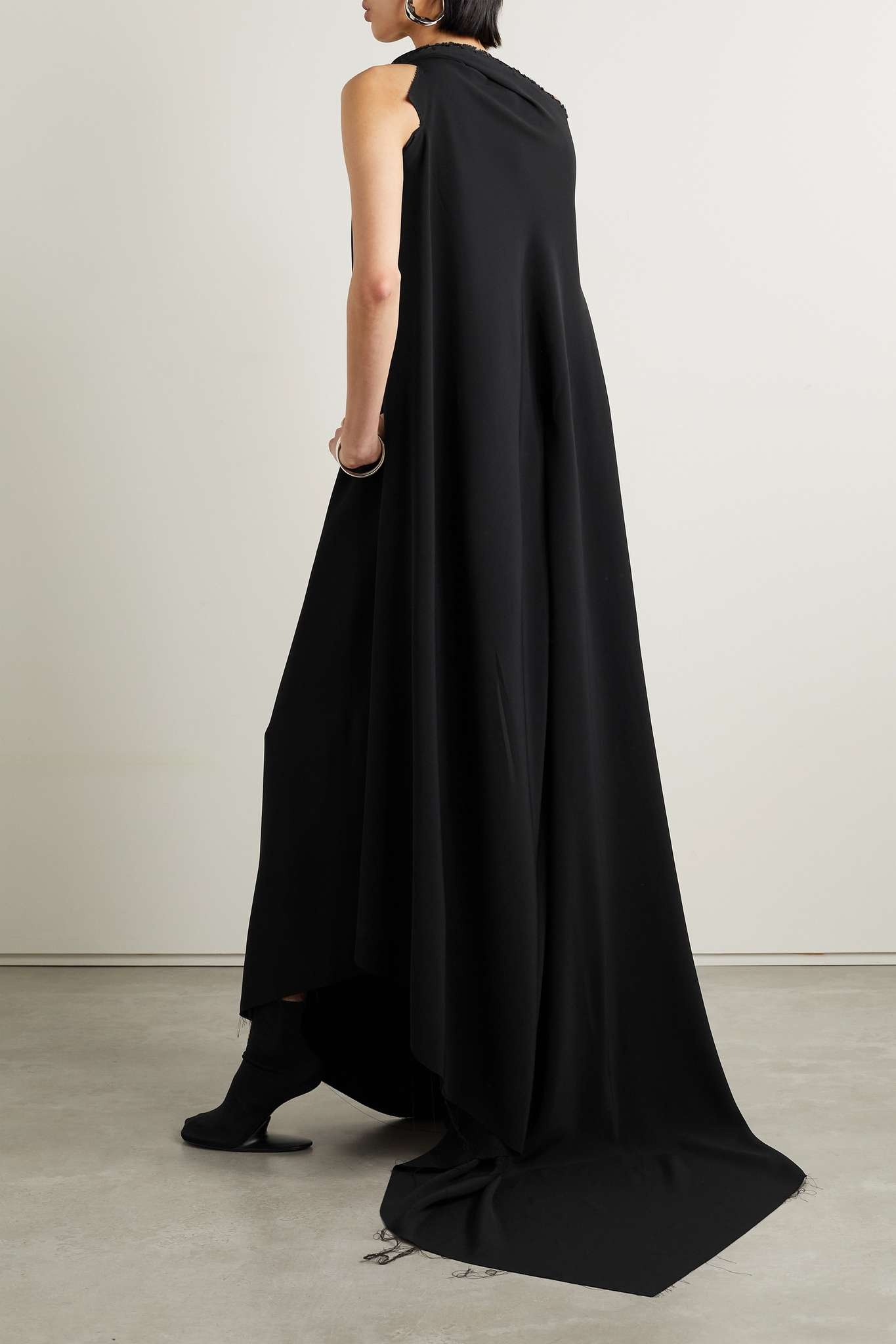 Asymmetric one-shoulder frayed draped crepe gown - 4