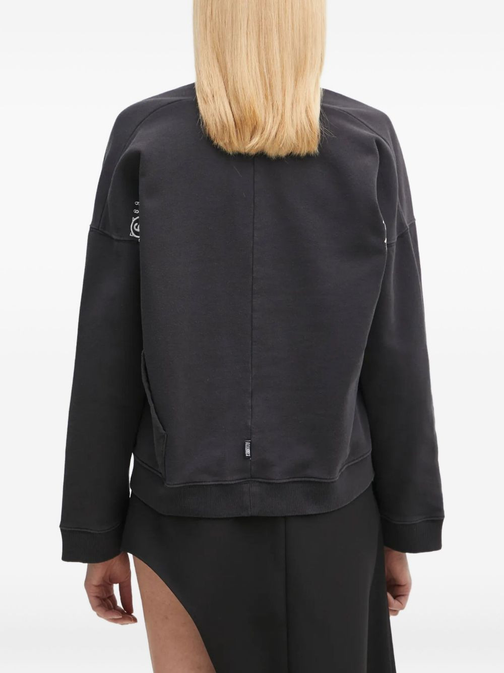 V-neck sweatshirt - 3