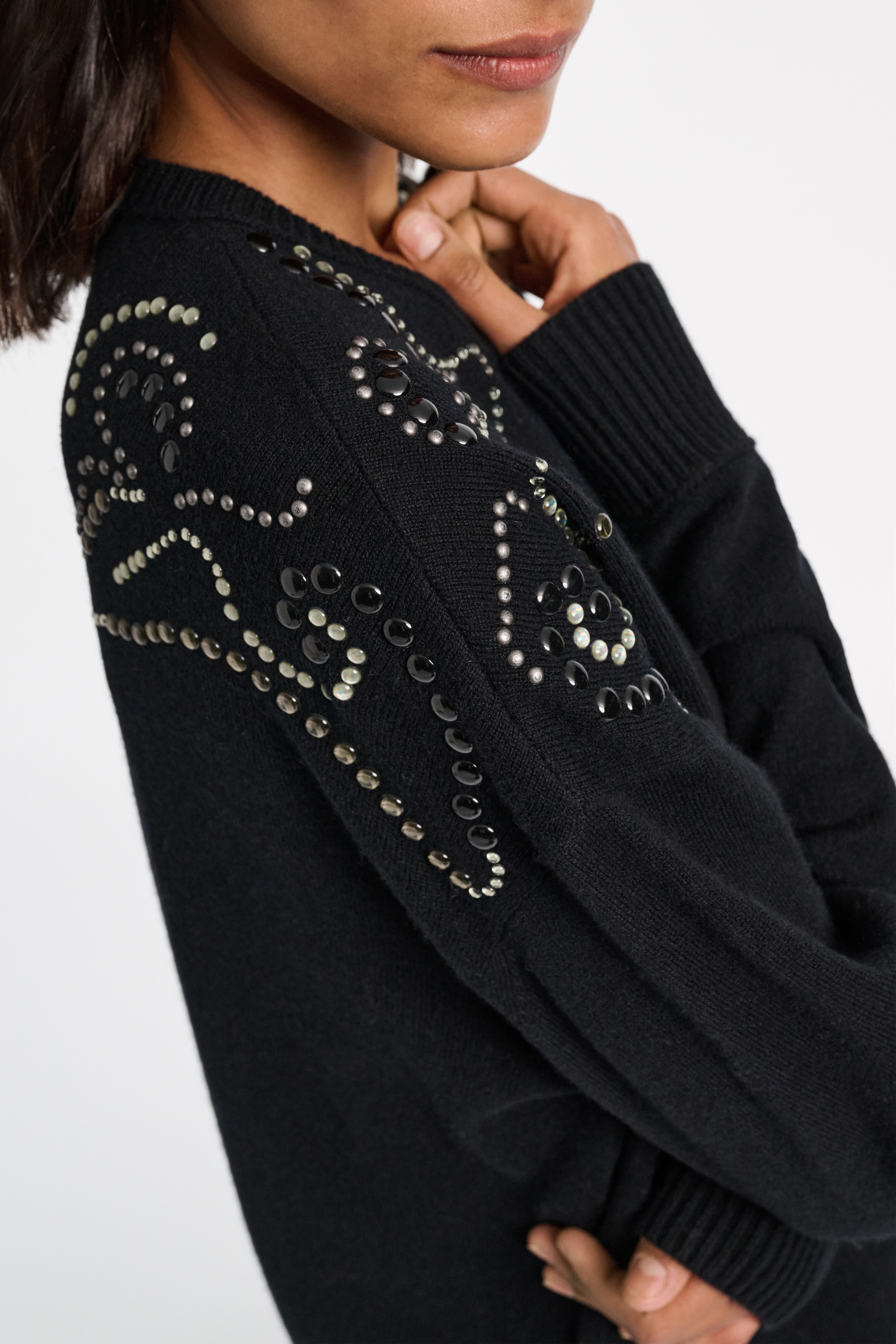 EMBELLISHED STATEMENTS pullover - 6