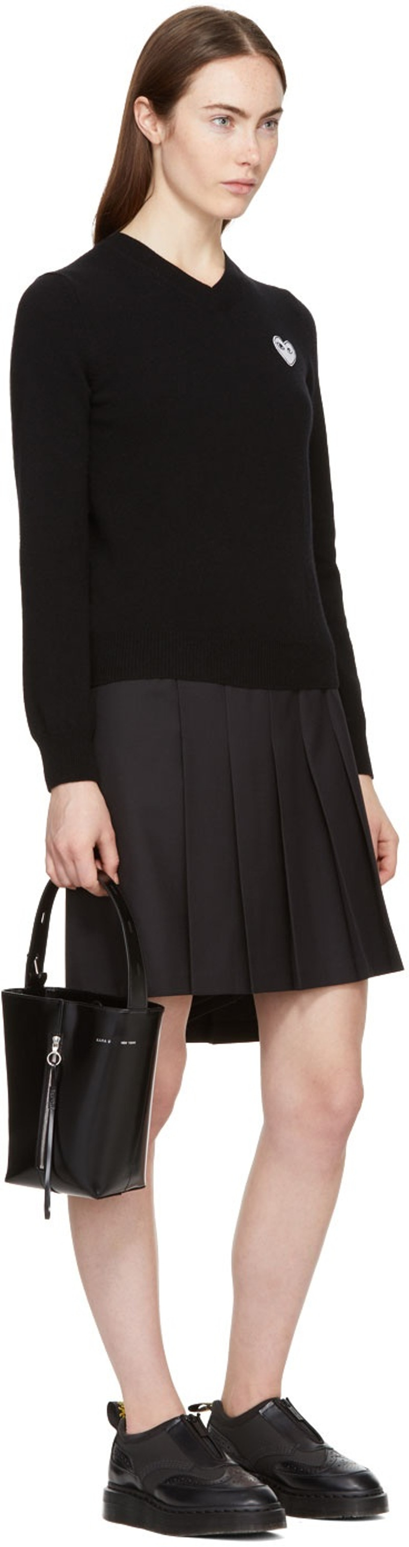 Black Heart Patch V-Neck Sweater 4