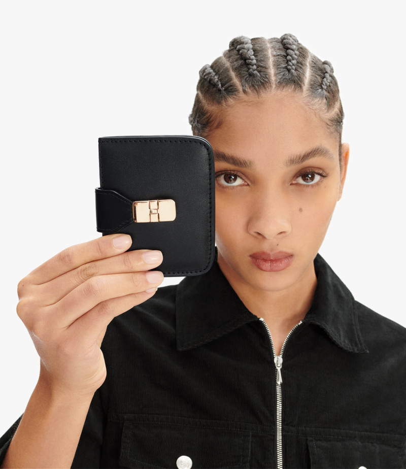 A.P.C. GRACE ACCORDÉON CARDHOLDER outlook