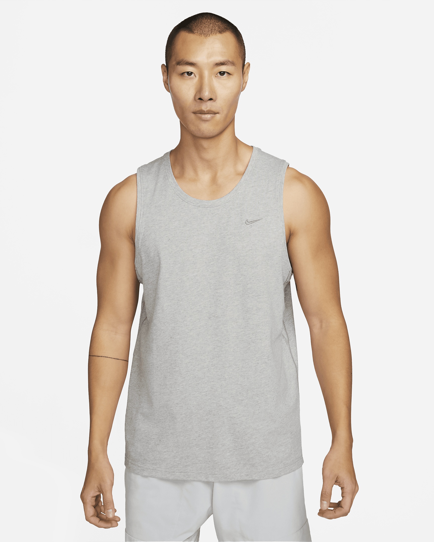 Nike Primary Men's Dri-FIT Versatile Tank - 2