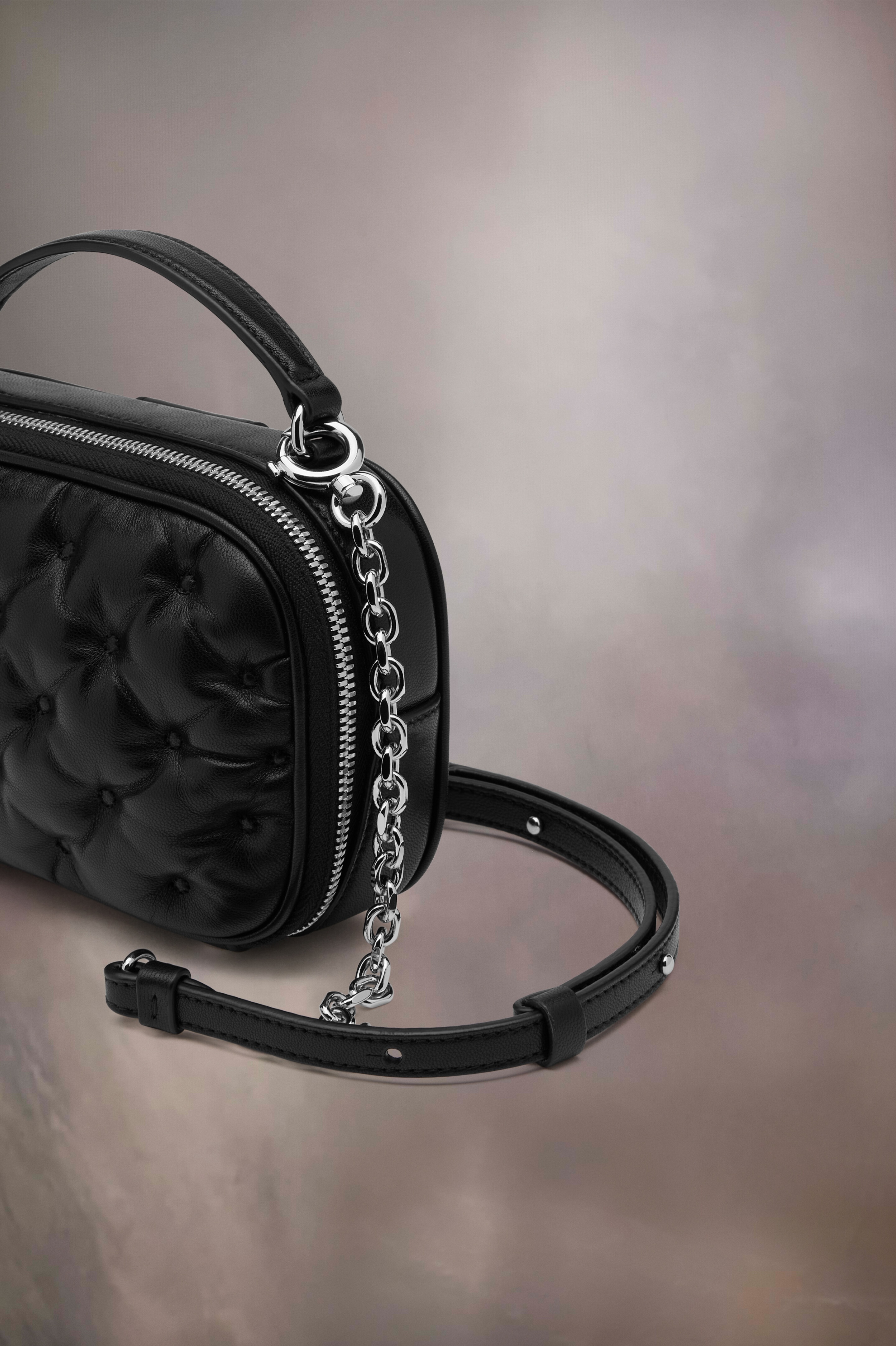 Maison Margiela＊Glam Slam Camera Bag Miniベルトバッグ＊送込 Maison Margiela Glam Slam Camera Belt Bag Mini | REVERSIBLE