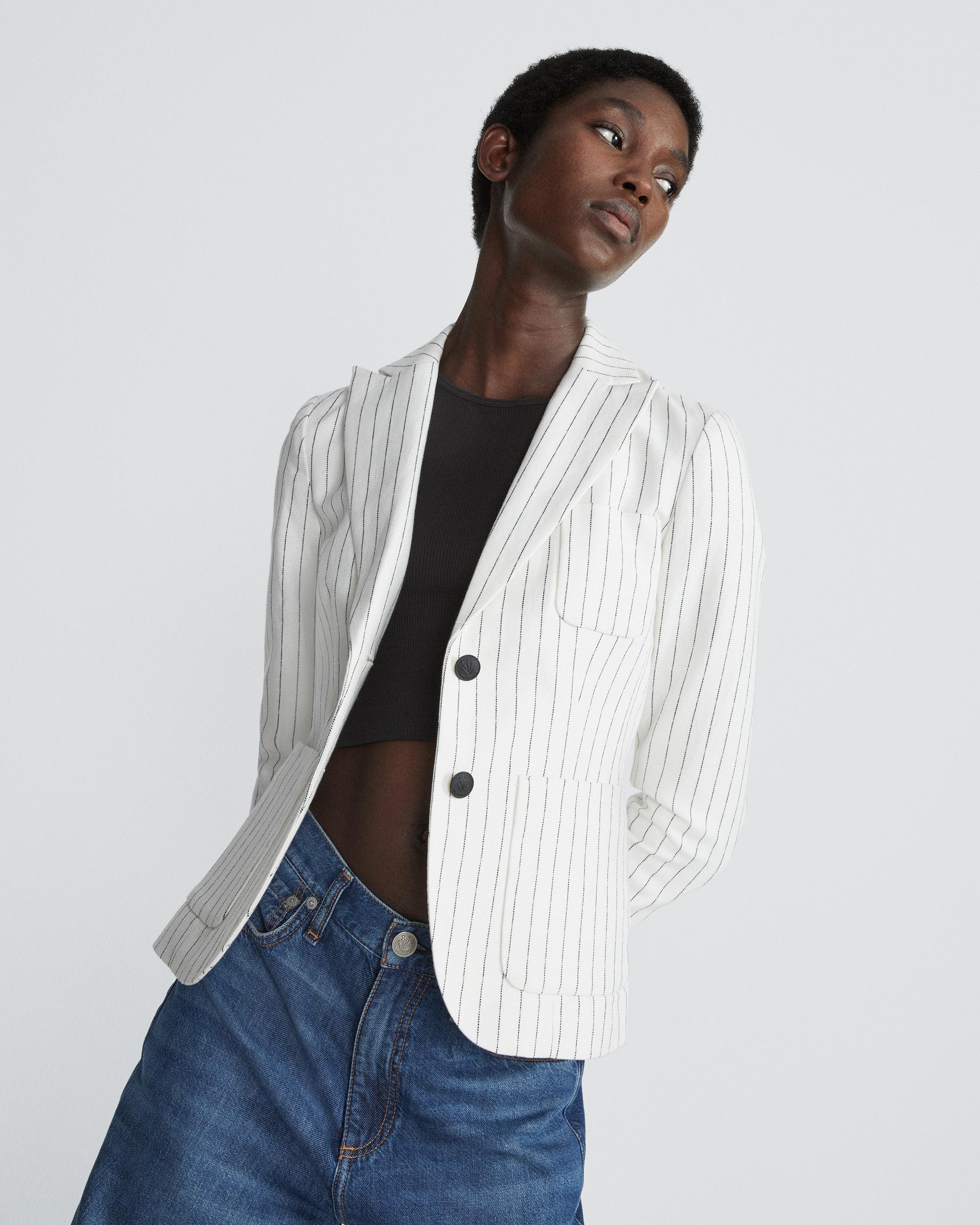 Nancy Striped Blazer
Classic Fit Blazer - 6