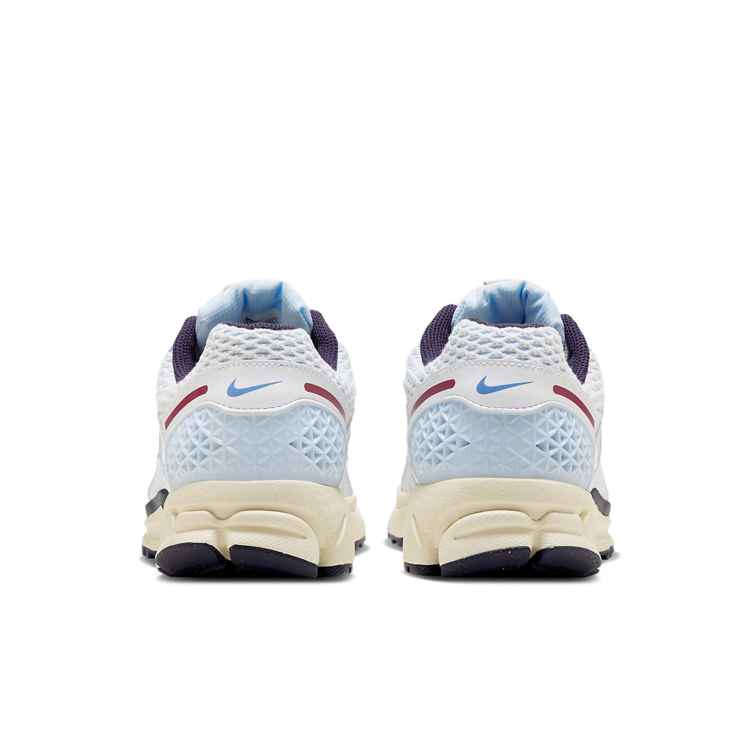 (WMNS) Nike Air Zoom Vomero 5 'Light Blue' FV8111-451 - 4