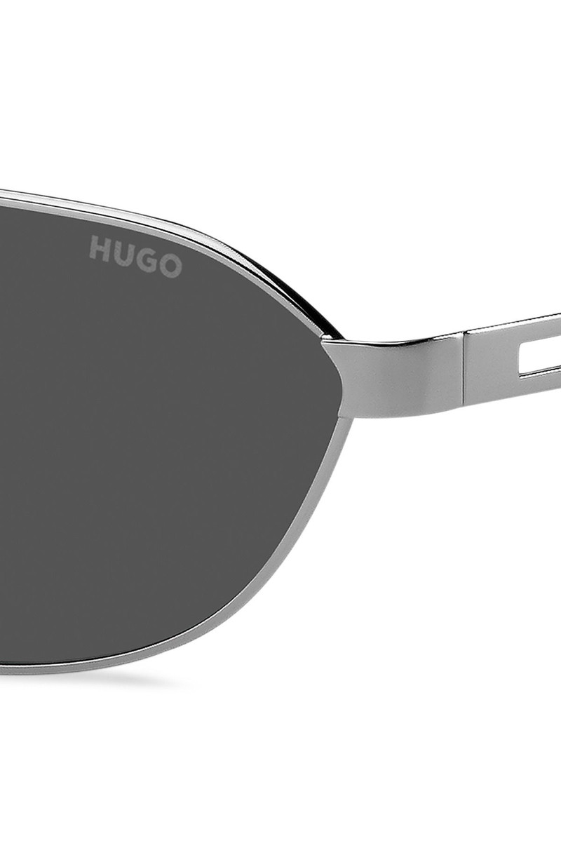 HUGO METAL SUNGLASSES WITH CUT-OUT LOGO outlook