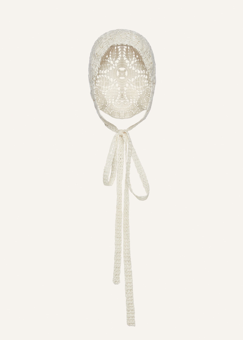 Crochet bonnet in cream 1