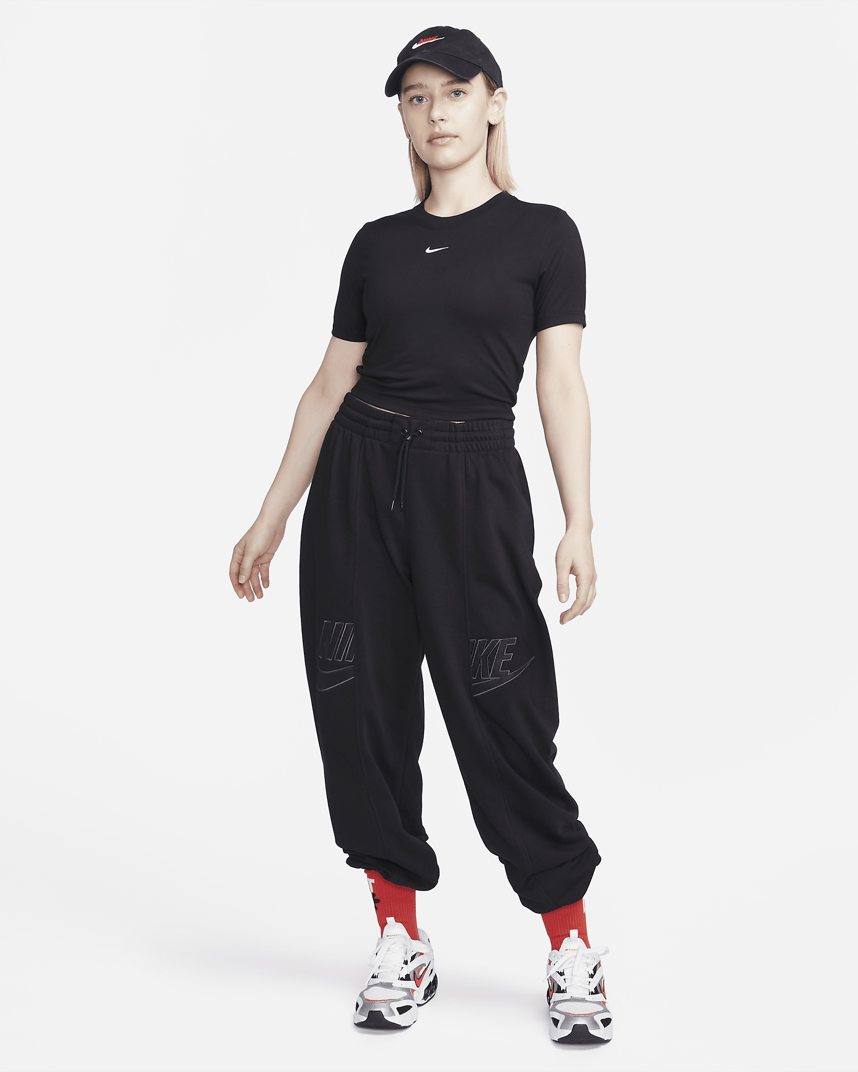 Nike Sportswear Essential Women's Slim Cropped T-Shirt - 4