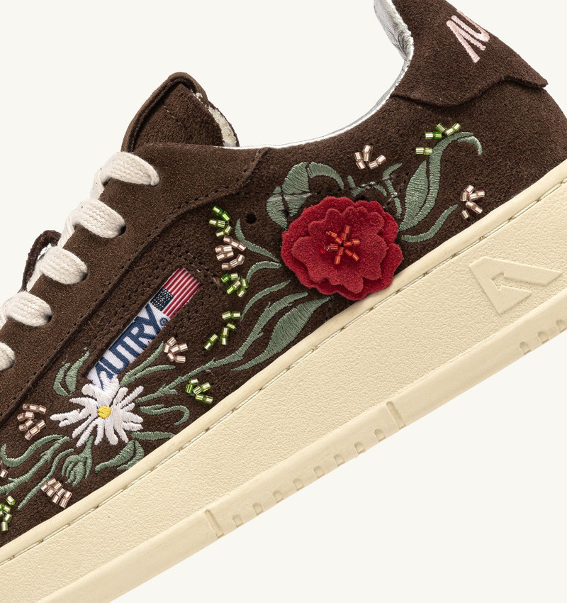 DALLAS LOW 'FLORAL' SNEAKERS IN BROWN SUEDE 6