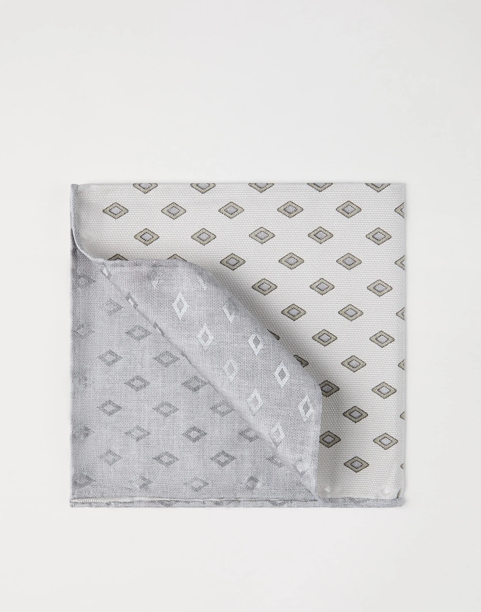 Silk pocket square with diamond pattern - 1
