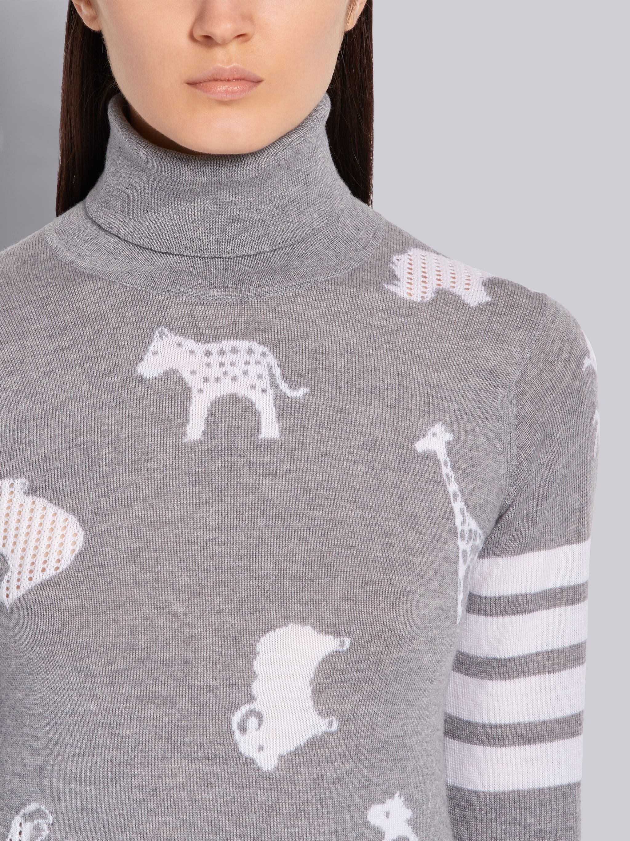 Light Grey Fine Merino Wool Animal Icon Turtleneck 4-Bar Pullover - 5