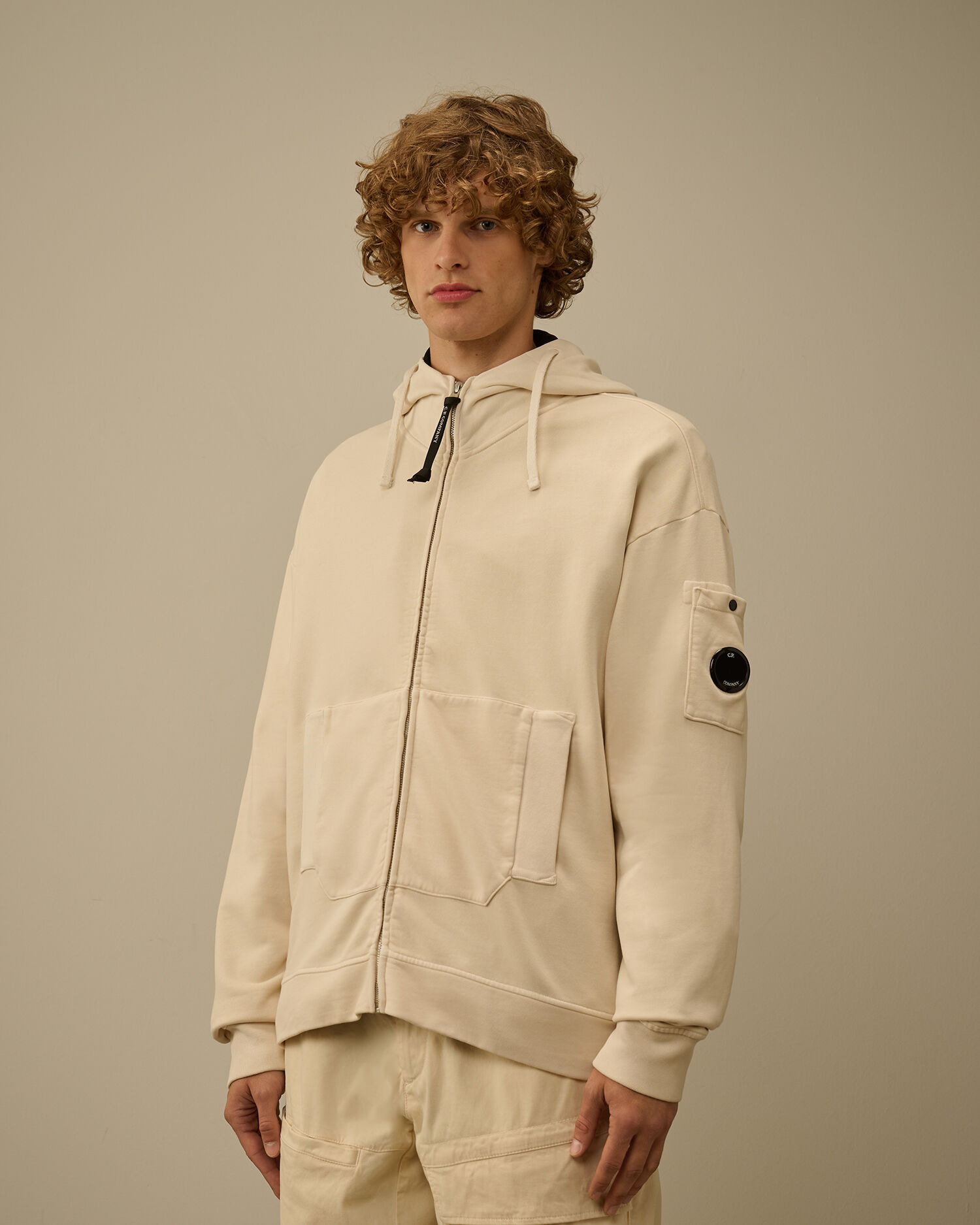 Brushed and Emerized Diagonal Fleece Boxy Goggle Sweatshirt - 3