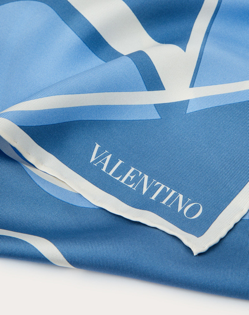 VLogo Signature print silk foulard 90x90 cm 3