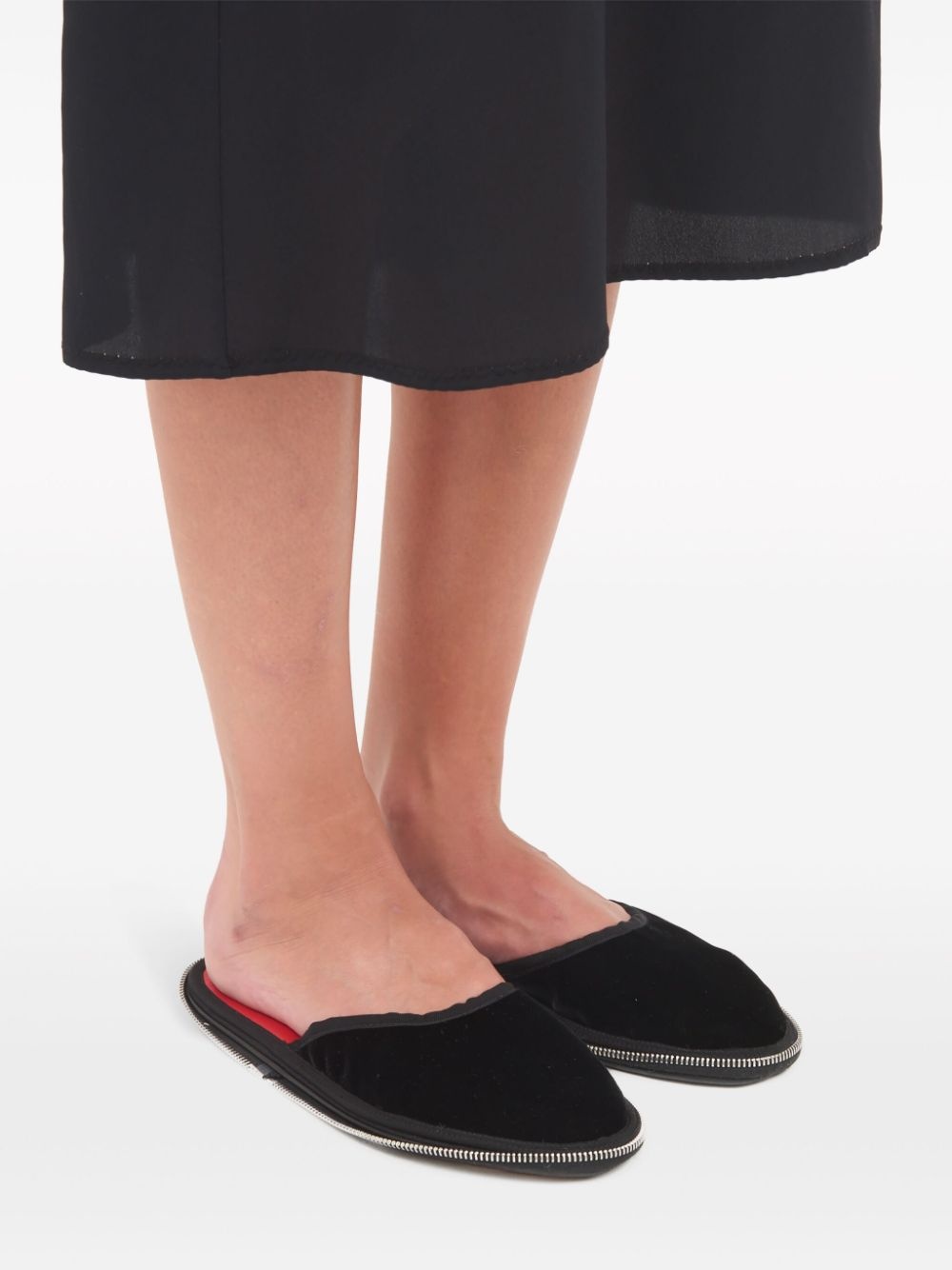 Travel round-toe slippers - 6