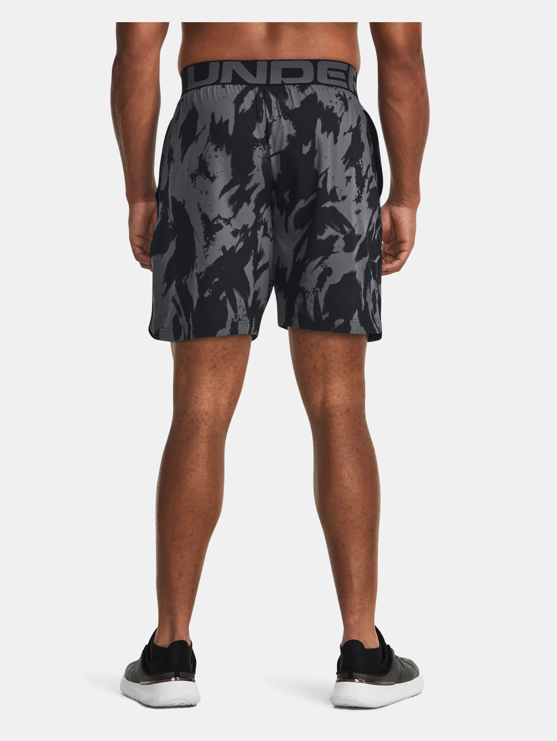 UA Elevated Woven Printed - 4