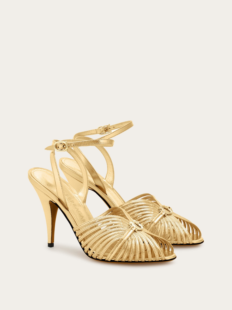 Sandal with Gancini element 4