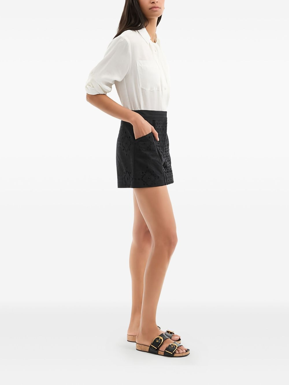 Fabian eyelet-embroidered shorts - 3