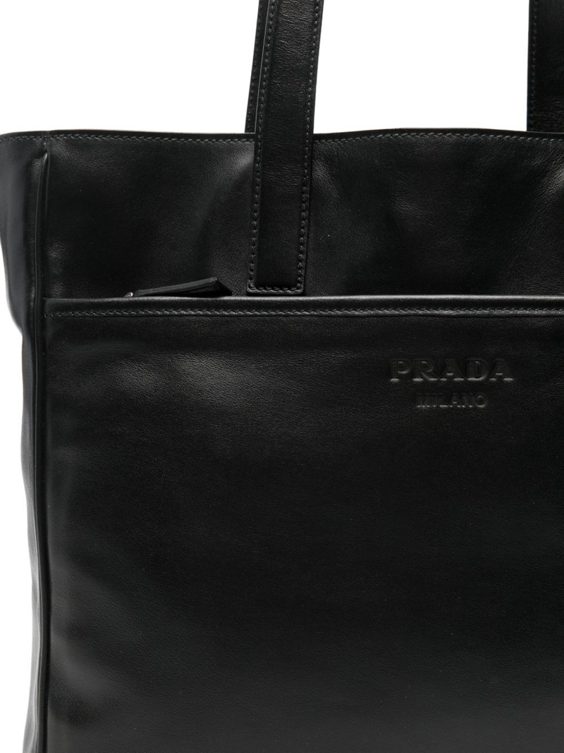 embossed-logo shoulder bag 4