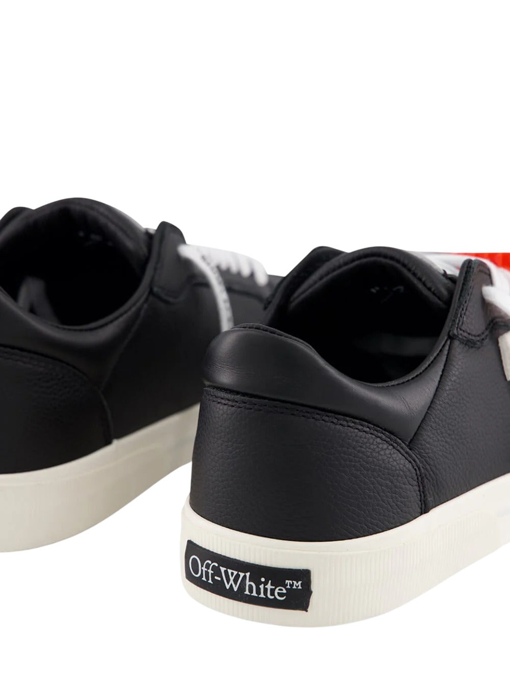 Off White Men New Black Vulcanized Low Sneakers - 6