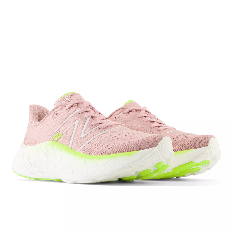 New Balance 신선한 거품 X 더 v4 outlook