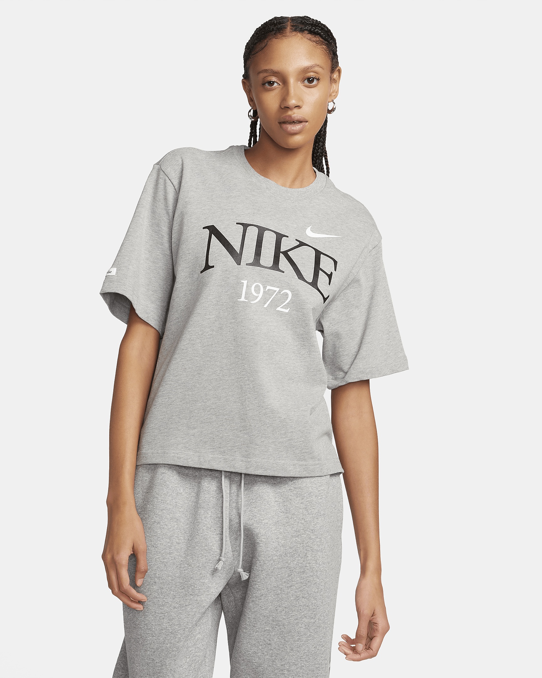 Nike Sportswear Classic Women's T-Shirt - 1