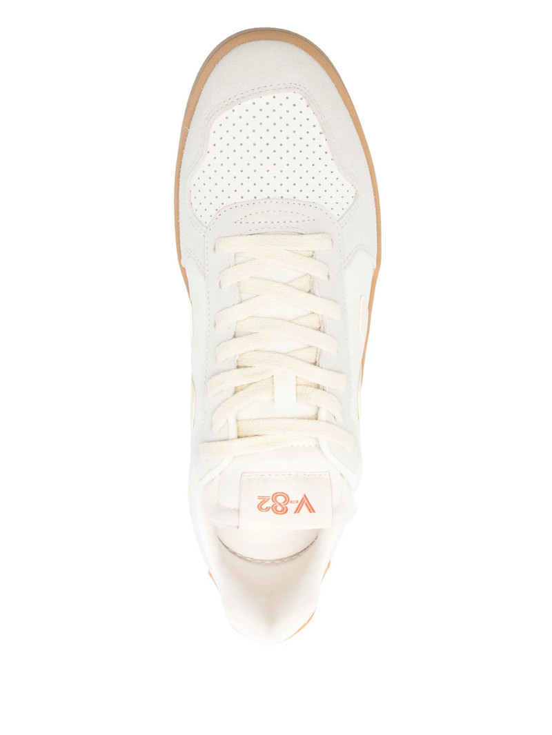 VEJA V-82 Sneakers outlook
