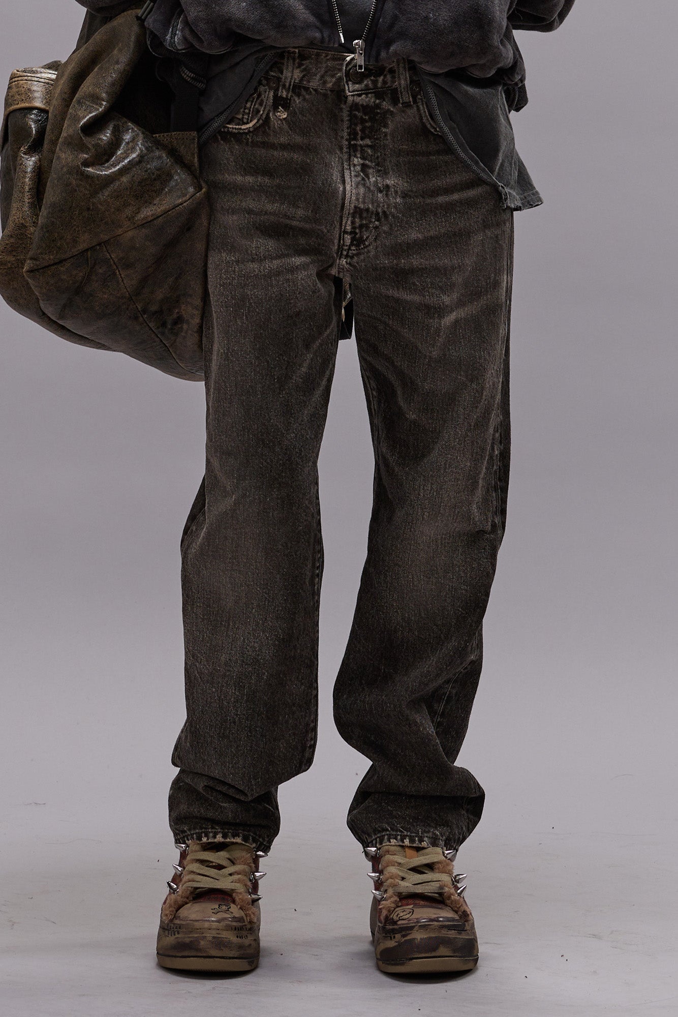 BOYFRIEND JEAN - MUD GREY - R13 - 2