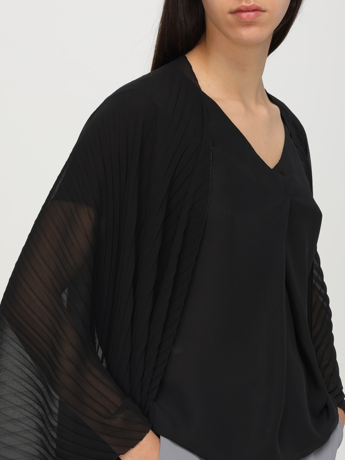 Cape woman Emporio Armani - 4