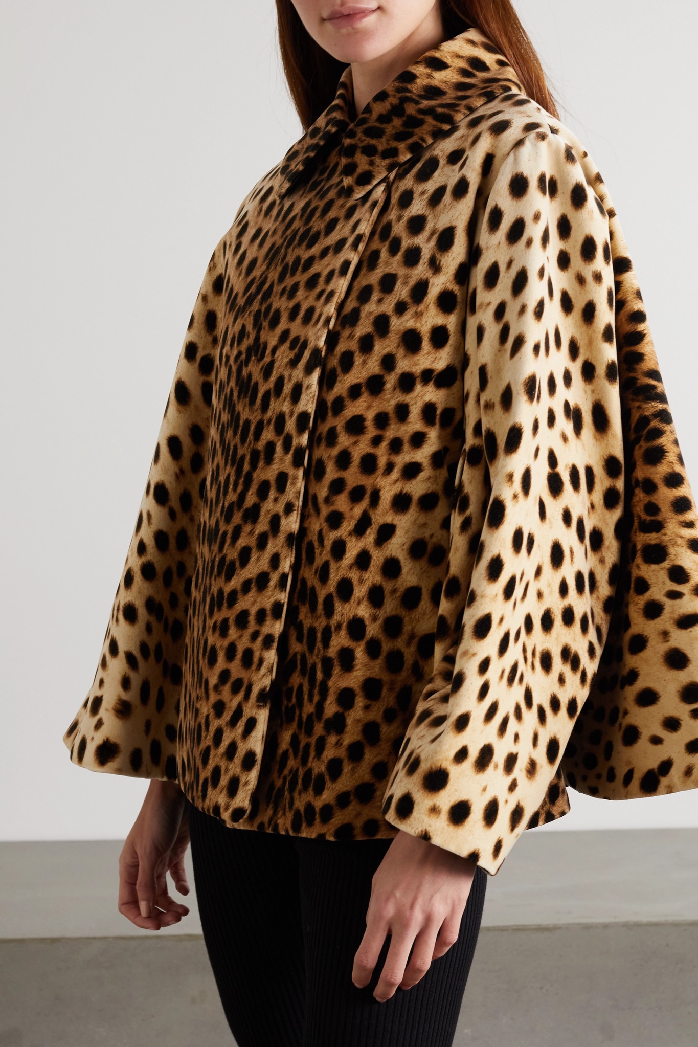 Leopard-print cotton-velvet cape - 3