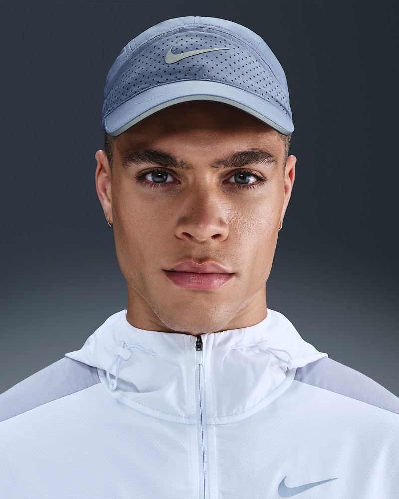 Nike Fly Dri-FIT ADV Unstructured Reflective Cap 1