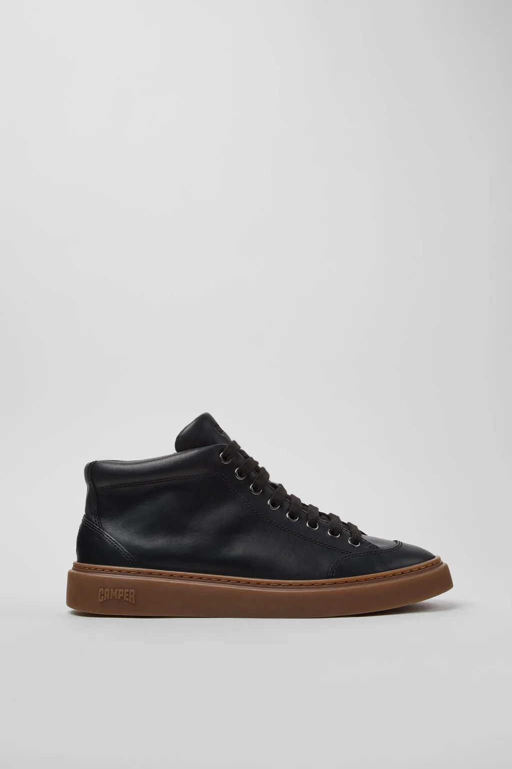 Runner Twentyfive Black Leather Sneakers for Men. - 1