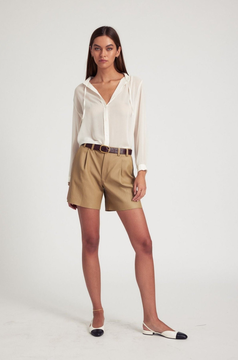 SPRWMN KHAKI LEATHER TROUSER SHORTS outlook