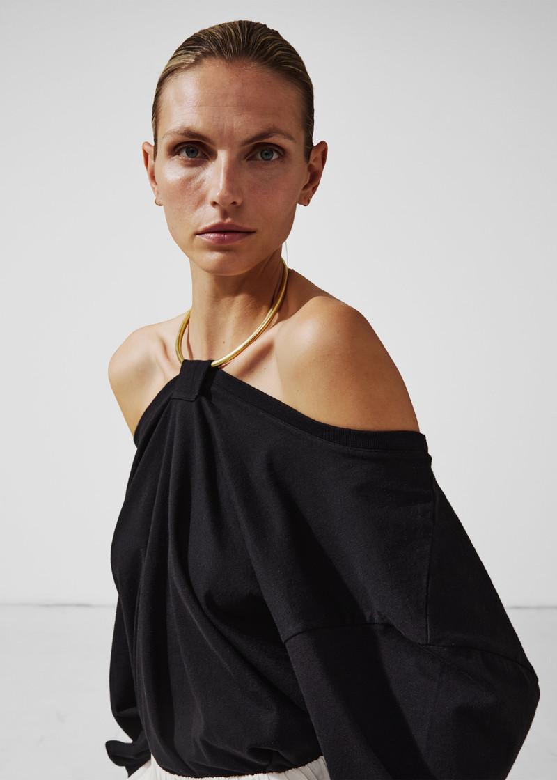 Darkpark Erin Necklace Off-Shoulder Top - Black 1