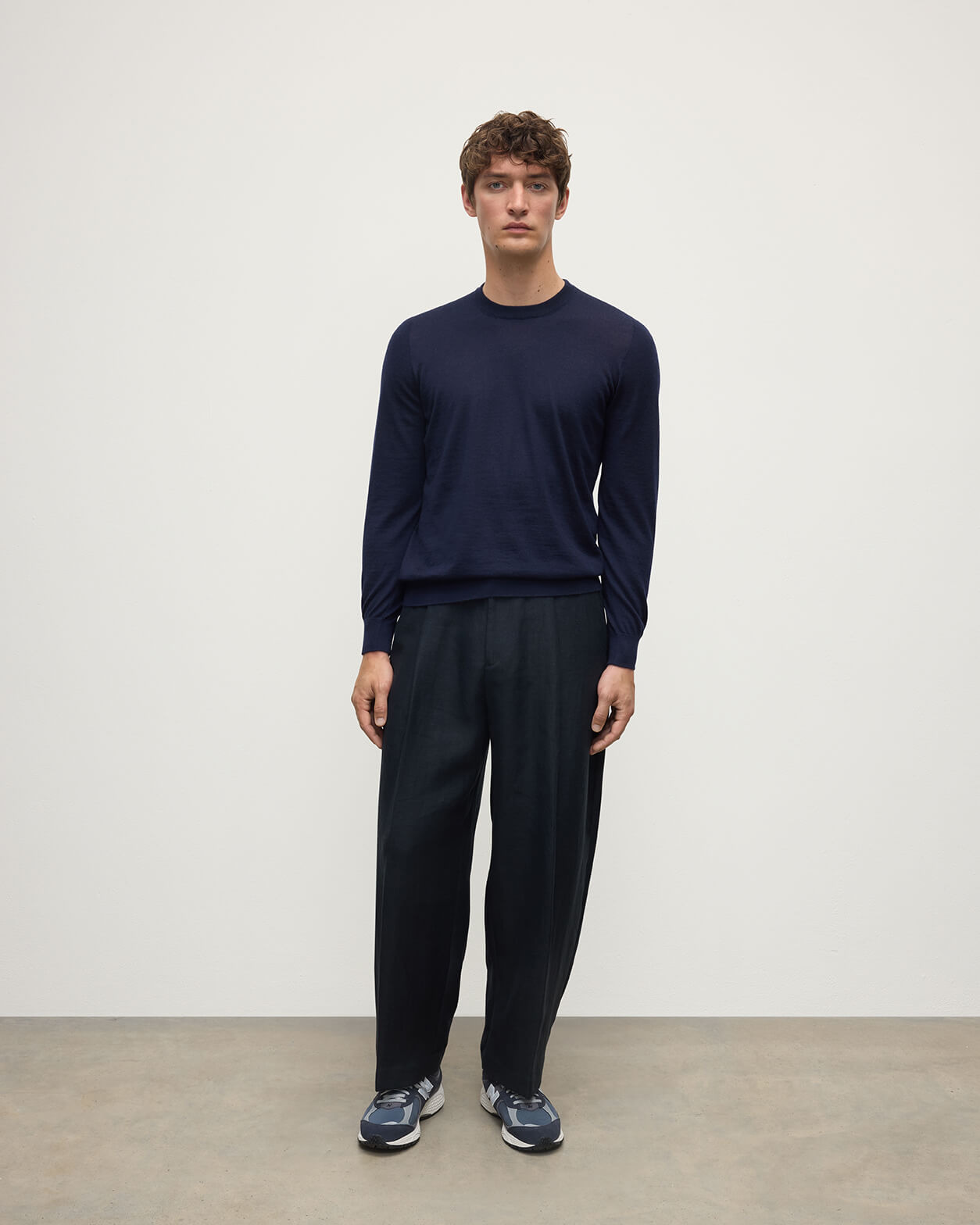 Superfine Cashmere Navy Round Neck Jumper - 2