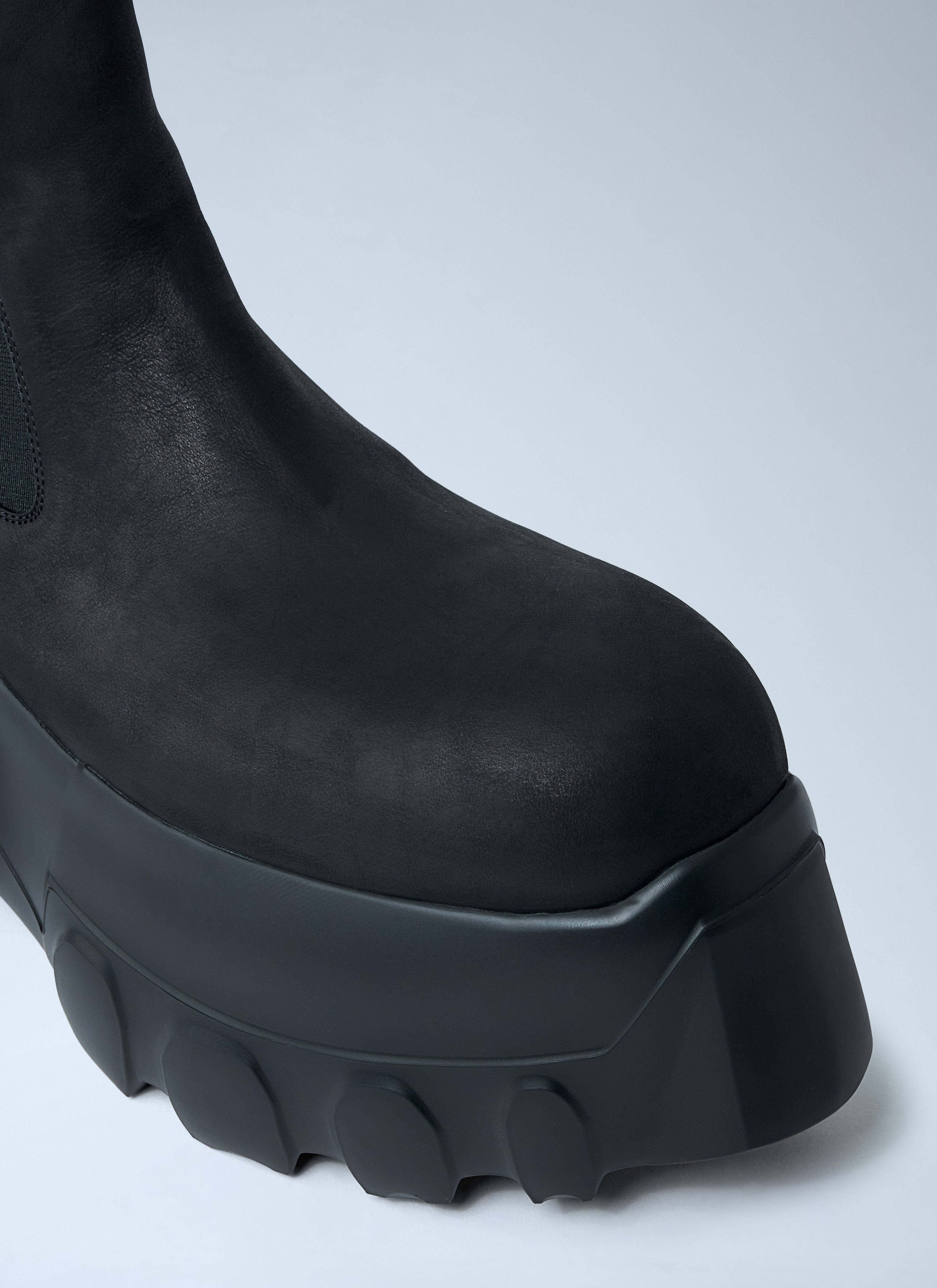 Beatle Mega Tractor Boots - 3