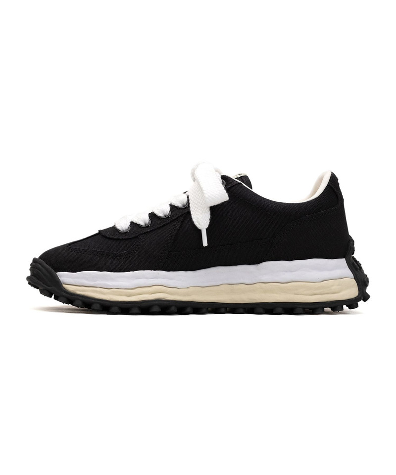 "LARRY" OG Sole Canvas Low-top Sneaker 12